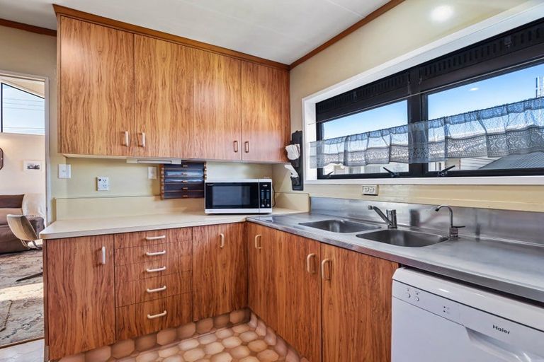 Photo of property in 6 Muricata Avenue, Mount Maunganui, 3116