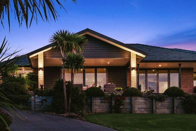 Photo of property in 97 West Ridge Road, Maunu, Whangarei, 0110