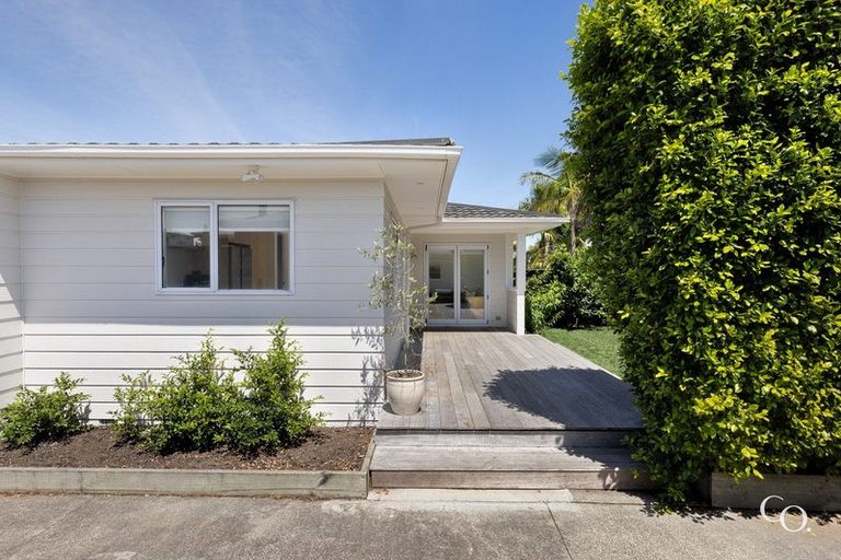 Photo of property in 17 Links Avenue, Mount Maunganui, 3116