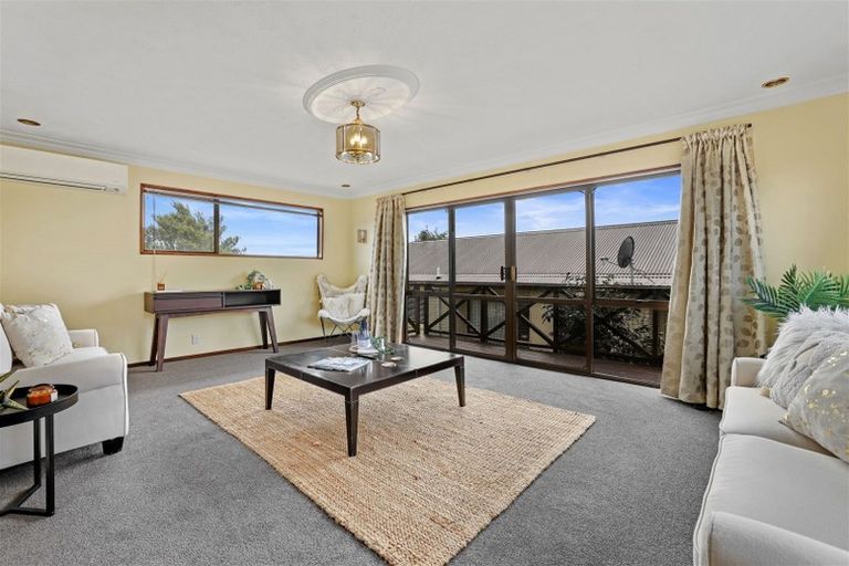 Photo of property in 83 Waratah Street, Avondale, Christchurch, 8061