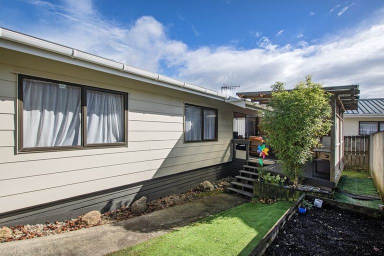 Photo of property in 3a Mountain Road, Morningside, Whangarei, 0110