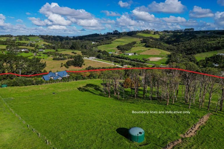 Photo of property in 487 Kanohi Road, Kaukapakapa, 0873