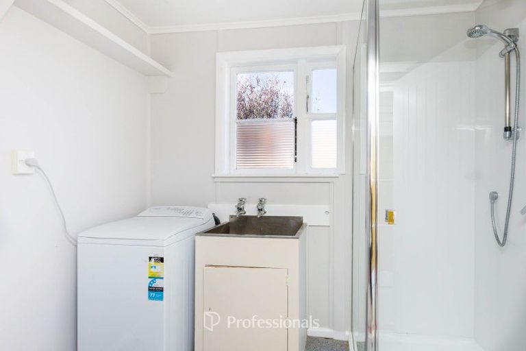 Photo of property in 15 Gower Street, Silverstream, Upper Hutt, 5019