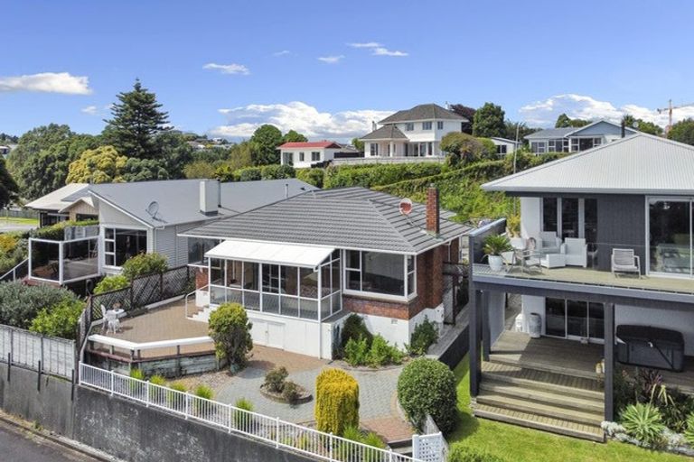 Photo of property in 412 Devon Street West, Lynmouth, New Plymouth, 4310