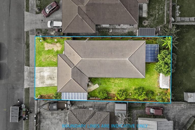 Photo of property in 18 Maadi Place, Papakura, 2110