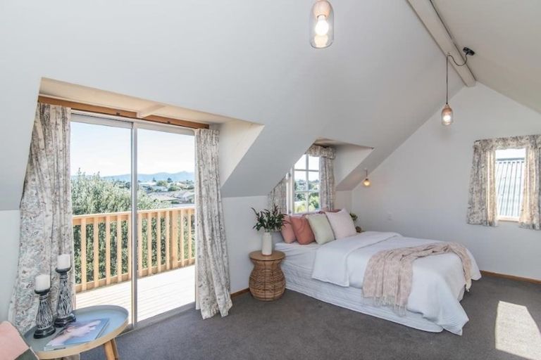 Photo of property in 4 Gavin Road, Raumati Beach, Paraparaumu, 5032