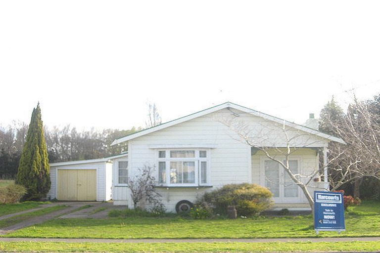 Photo of property in 68 Alexandra Street, Marton, 4710