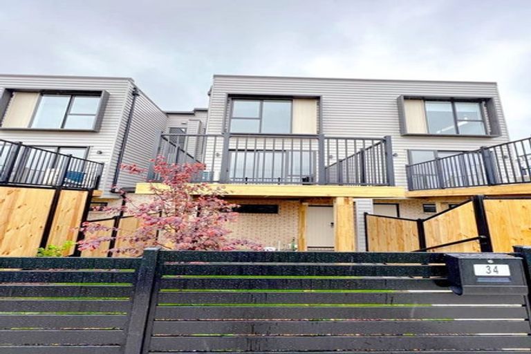 Photo of property in 34 Sinton Road, Hobsonville, Auckland, 0618