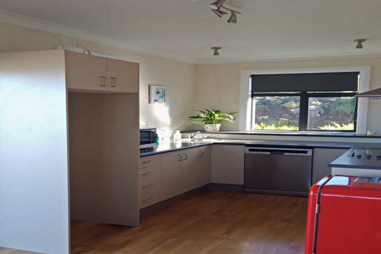 Photo of property in 94 Moana Crescent, Musselburgh, Dunedin, 9013