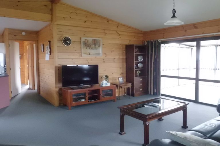 Photo of property in 122 Richard Pearse Drive, Temuka, 7920