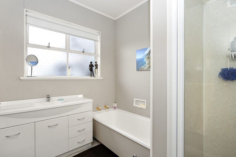 Photo of property in 6 Martin Street, Gore, 9710