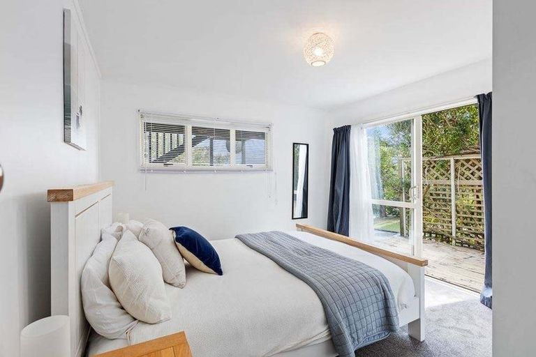 Photo of property in 8 Woodlands Avenue, Snells Beach, 0920