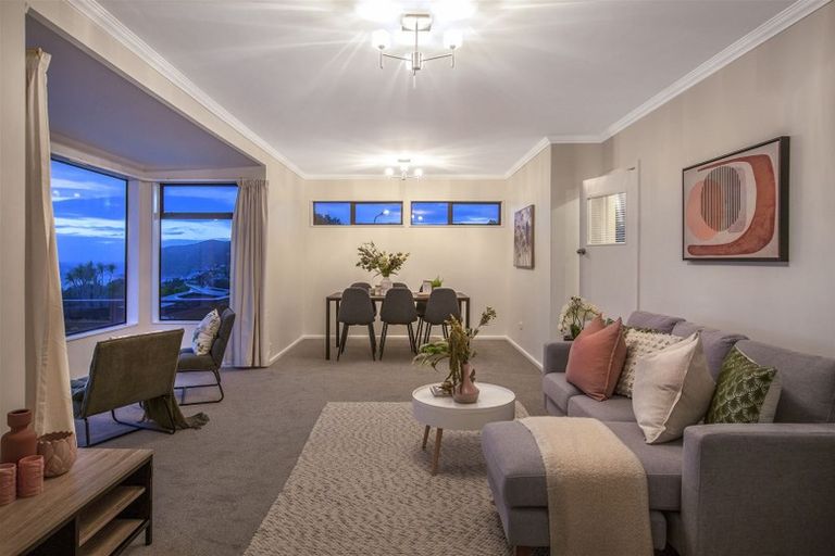 Photo of property in 77 Motuhara Road, Plimmerton, Porirua, 5026