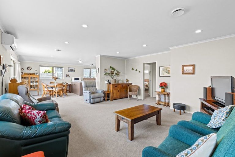 Photo of property in 10a Oriental Street, Welbourn, New Plymouth, 4312