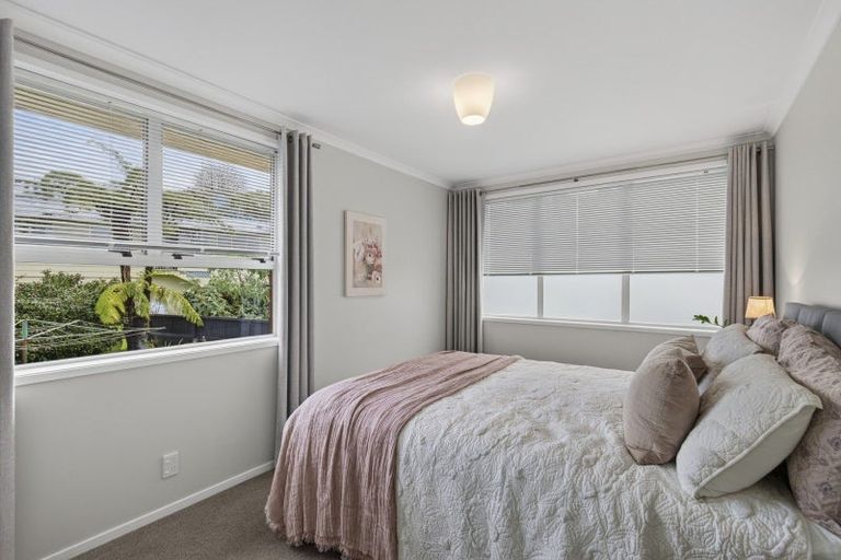 Photo of property in 60 Tavistock Street, Westown, New Plymouth, 4310