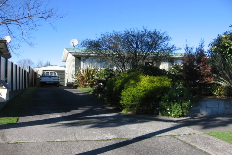 Photo of property in 6 Holdsworth Avenue, Milson, Palmerston North, 4414