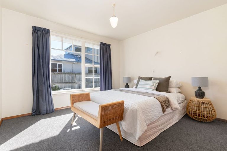 Photo of property in 1/400 Memorial Avenue, Burnside, Christchurch, 8053