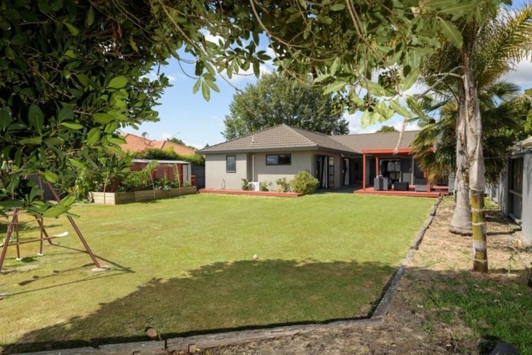 Photo of property in 6 Stableford Drive, Pyes Pa, Tauranga, 3112