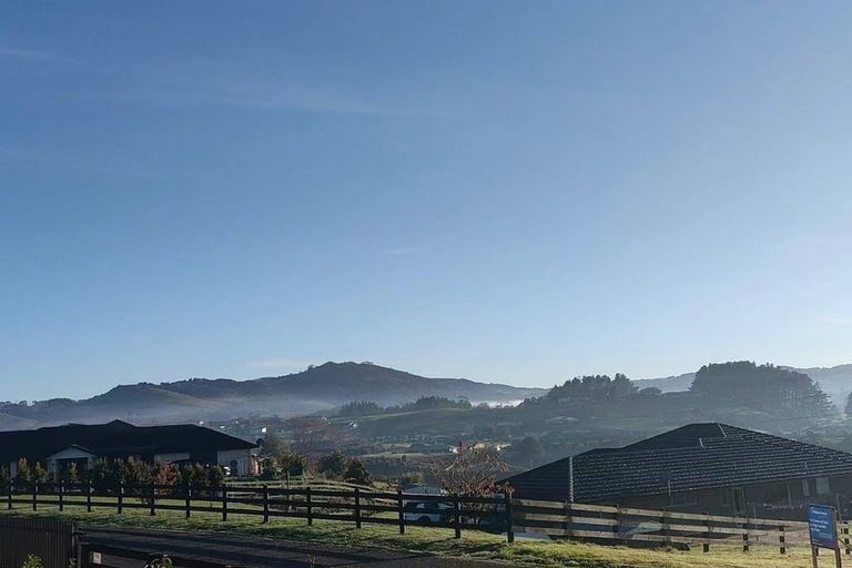 Photo of property in 18 Crickett Lane, Pokeno, 2471