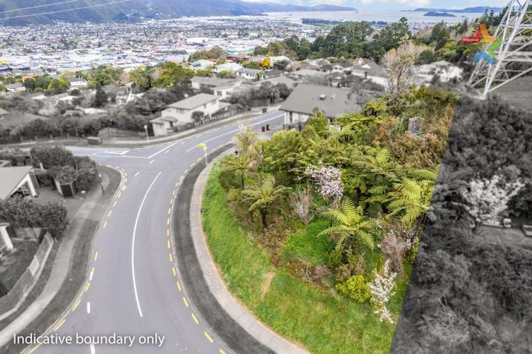 Photo of property in 137 Tirohanga Road, Tirohanga, Lower Hutt, 5010