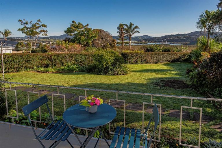 Photo of property in 6 George Point Road, Onerahi, Whangarei, 0110