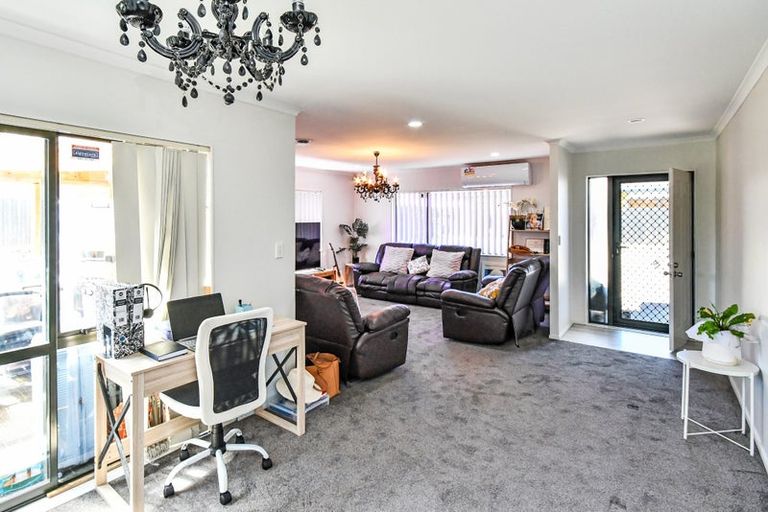 Photo of property in 6 Chayward Place, Mangere, Auckland, 2022
