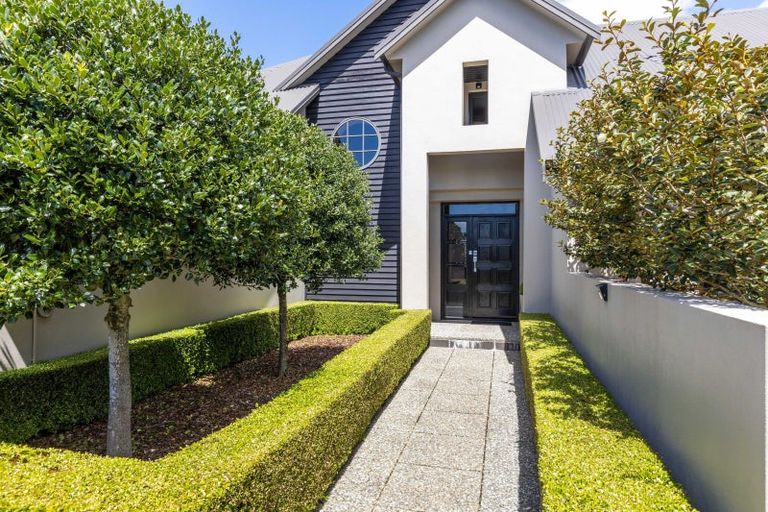 Photo of property in 5-7 Adam Lile Drive, Highlands Park, New Plymouth, 4312
