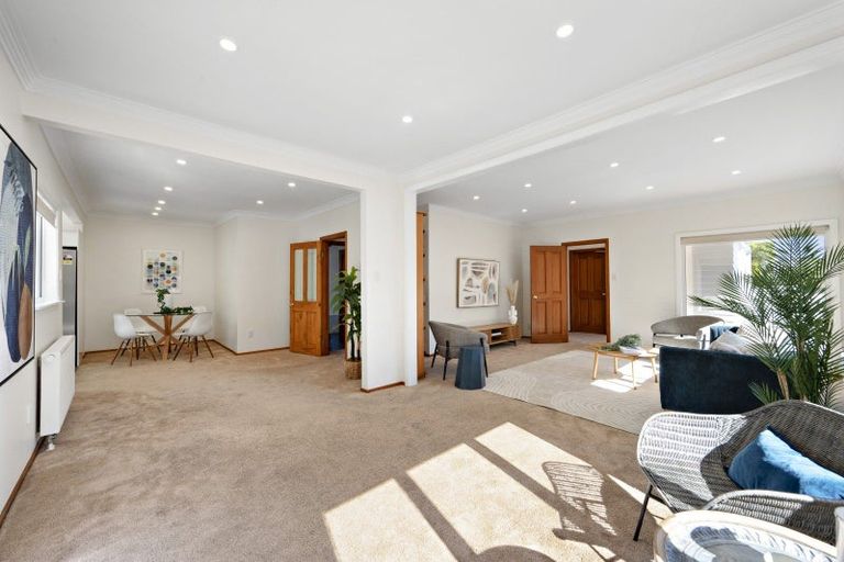 Photo of property in 283 Muritai Road, Eastbourne, Lower Hutt, 5013