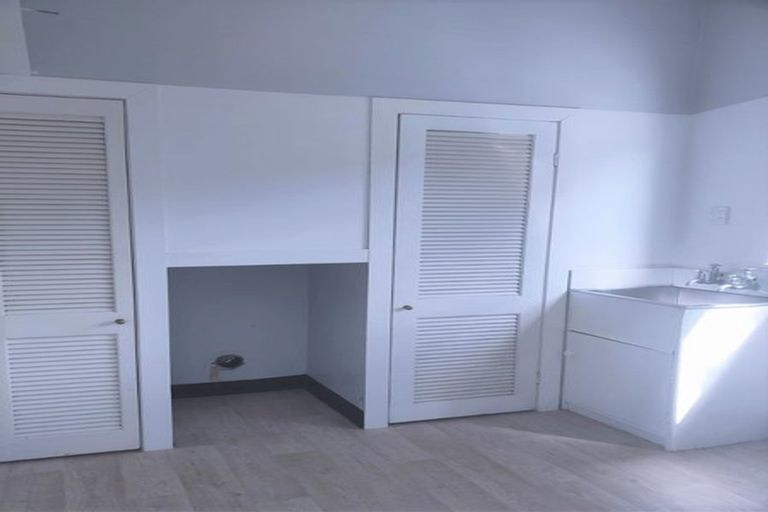 Photo of property in 82 Onepu Road, Kilbirnie, Wellington, 6022