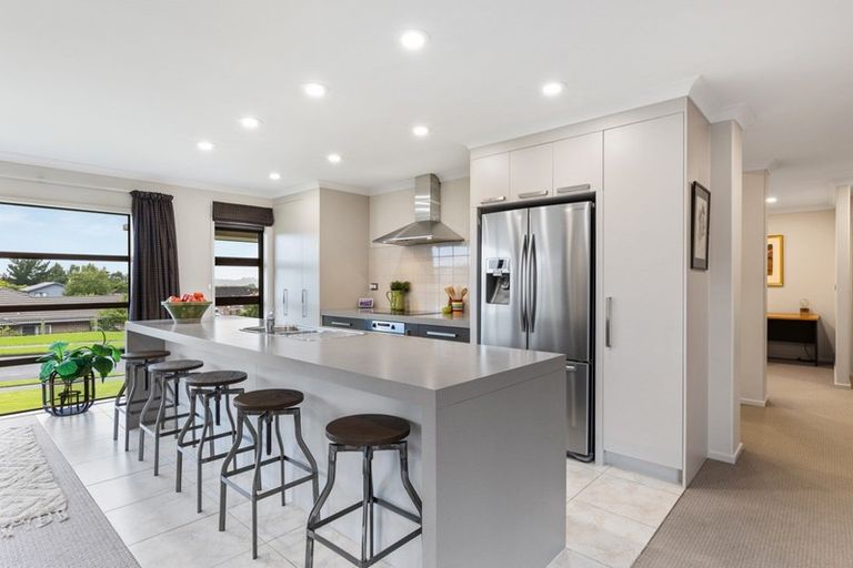 Photo of property in 9 Merlot Drive, Pyes Pa, Tauranga, 3112