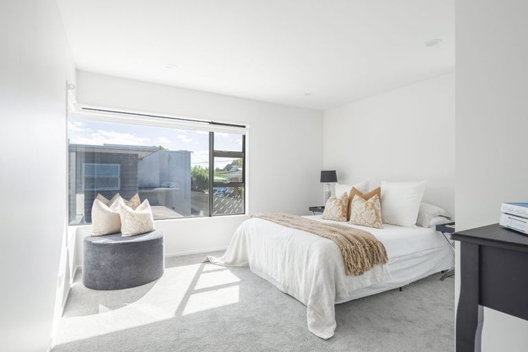 Photo of property in 10a Waterloo Road, Milford, Auckland, 0620