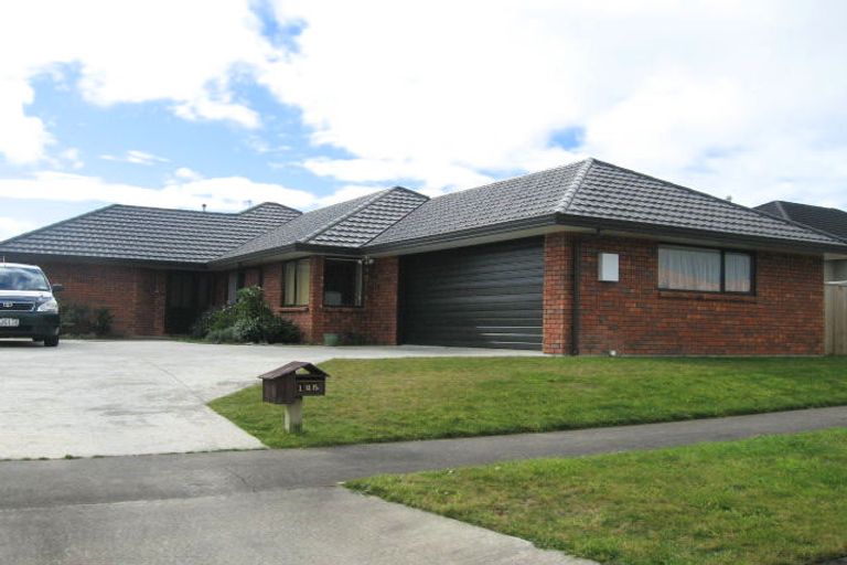 Photo of property in 125 Pacific Drive, Fitzherbert, Palmerston North, 4410