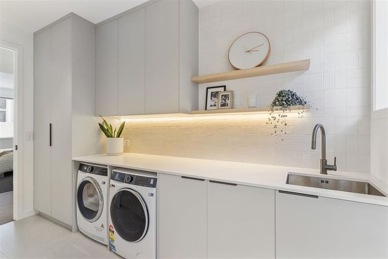 Photo of property in 39a Aramoana Avenue, Devonport, Auckland, 0624