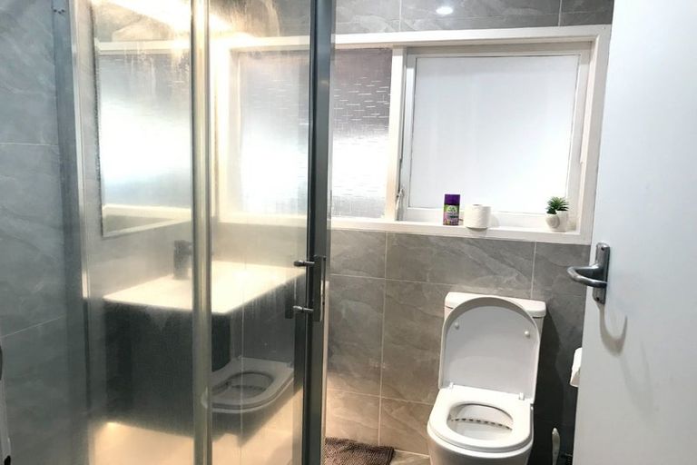 Photo of property in 66 Sunlands Drive, Manurewa, Auckland, 2102