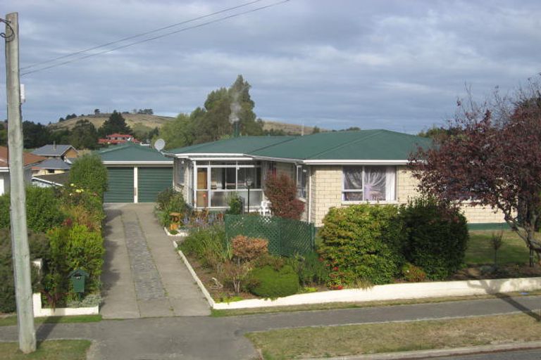 Photo of property in 37 Awamoa Road, Holmes Hill, Oamaru, 9401