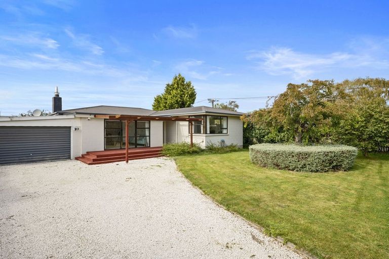 Photo of property in 42 Chedworth Avenue, Bishopdale, Christchurch, 8053