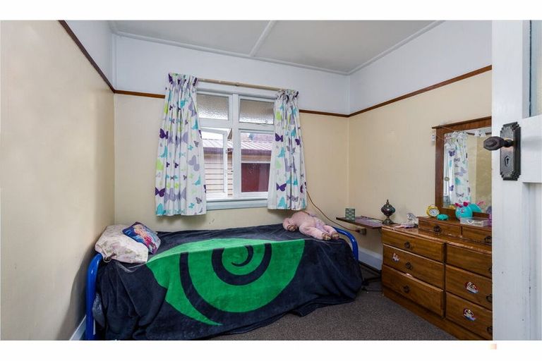 Photo of property in 49 Shearman Street, Waimate, 7924