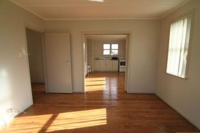 Photo of property in 94 Caravelle Close, Mangere, Auckland, 2022