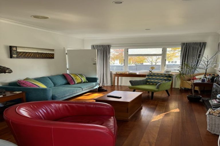 Photo of property in 12 Chambers Street, Havelock North, 4130