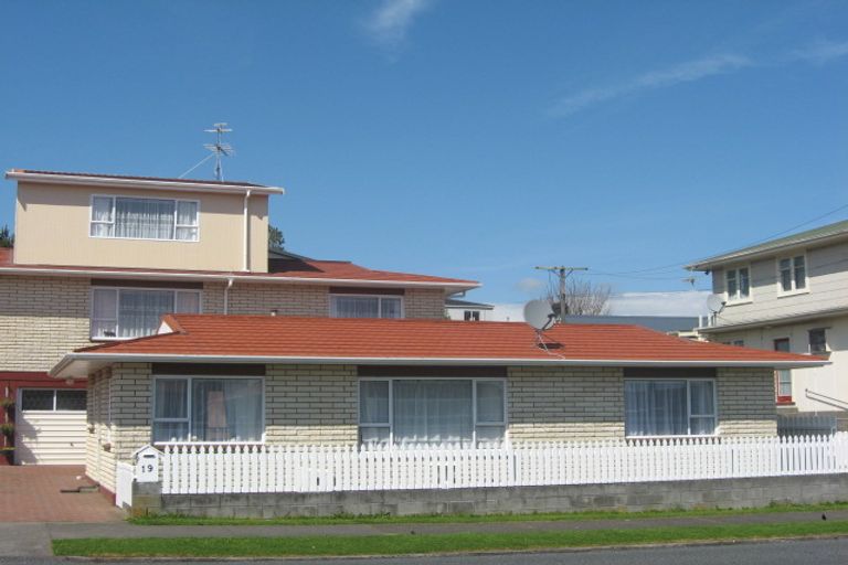 Photo of property in 21a Bulteel Street, New Plymouth, 4310