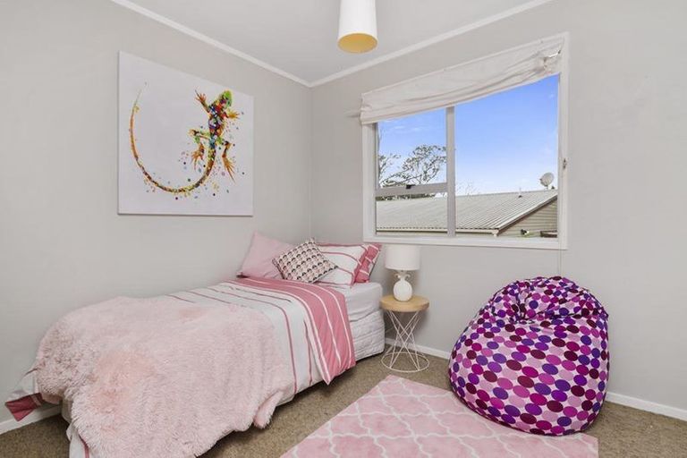 Photo of property in 46 Anich Road, Massey, Auckland, 0614