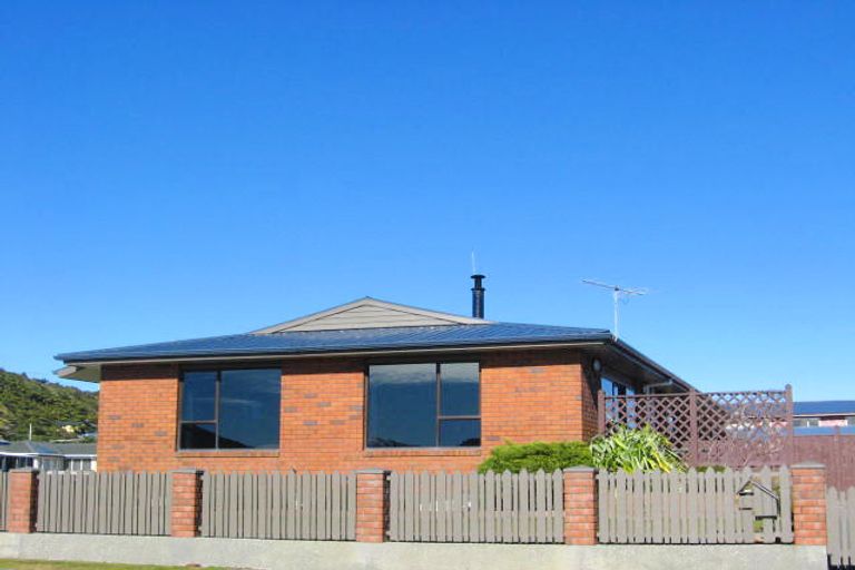 Photo of property in 8 Felix Campbell Street, Greymouth, 7805