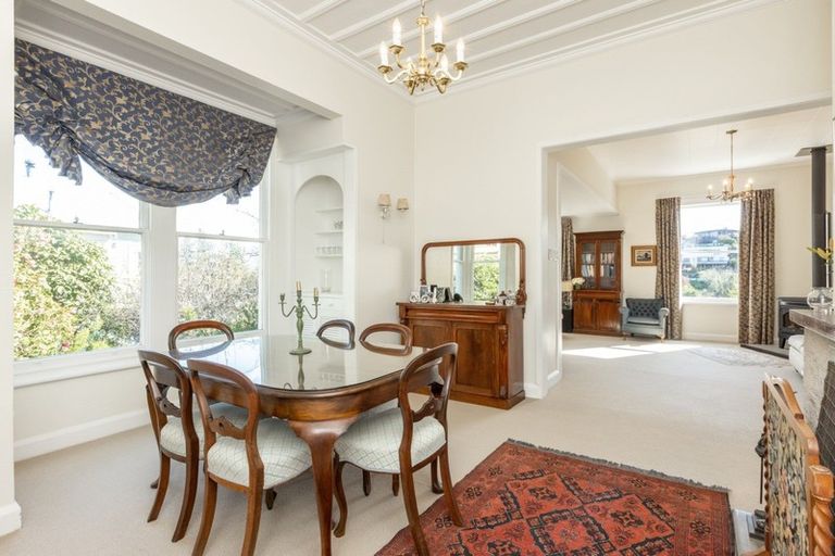 Photo of property in 43 May Avenue, Hospital Hill, Napier, 4110