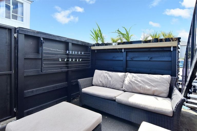 Photo of property in 2/27 Brockworth Place, Riccarton, Christchurch, 8011