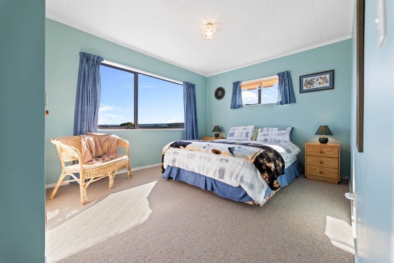 Photo of property in 11 Paurini Place, Motuoapa, 3382