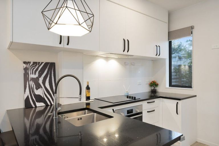 Photo of property in 2/46 Te Kanawa Crescent, Henderson, Auckland, 0610