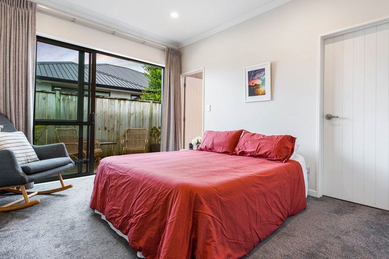 Photo of property in 6 Kahika Grove, Huapai, Kumeu, 0810