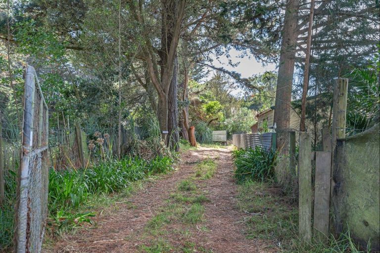 Photo of property in 1 Hokio Road, Hokio Beach, Levin, 5571