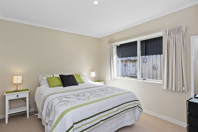 Photo of property in 130 Tuihana Drive, Papamoa Beach, Papamoa, 3118