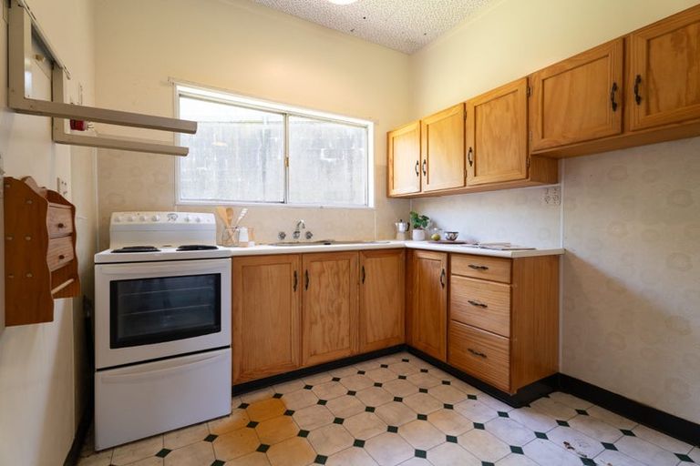 Photo of property in 2/29 Truscott Avenue, Johnsonville, Wellington, 6037